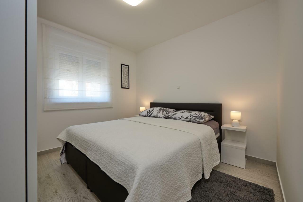Apartman Jakov Daire Trogir Dış mekan fotoğraf